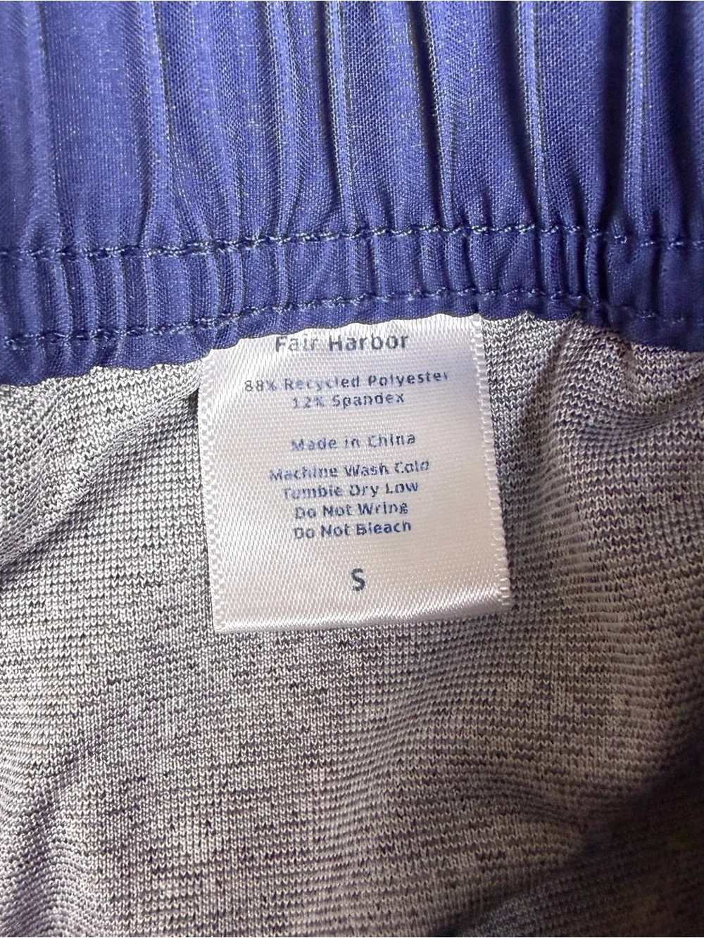 Fair Harbor Swim Trunks Men’s S Navy with Red Stripes Drawstring Lined Beach